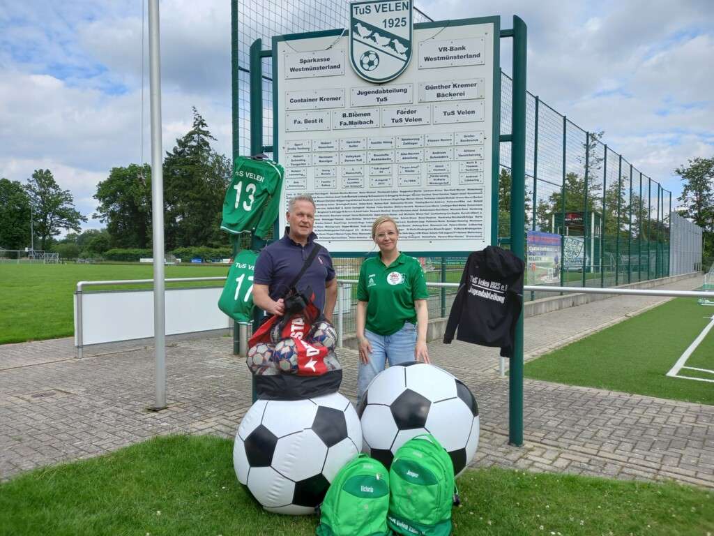 Tag des M&auml;dchenfu&szlig;balls beim TuS Velen